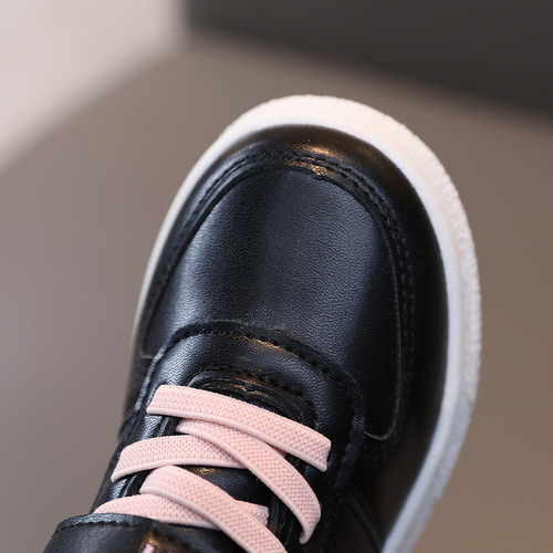 Children's Sneakers 2026 Spring and Autumn Season Girls Sports Shoes for Young Children Leisure Princess Shoes for Girls Children's Princess Style