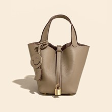 2025�������Ů�^��ţƤ�˻@�Ӱ��ٴ�ˮͰ����ƤŮ���߼��������