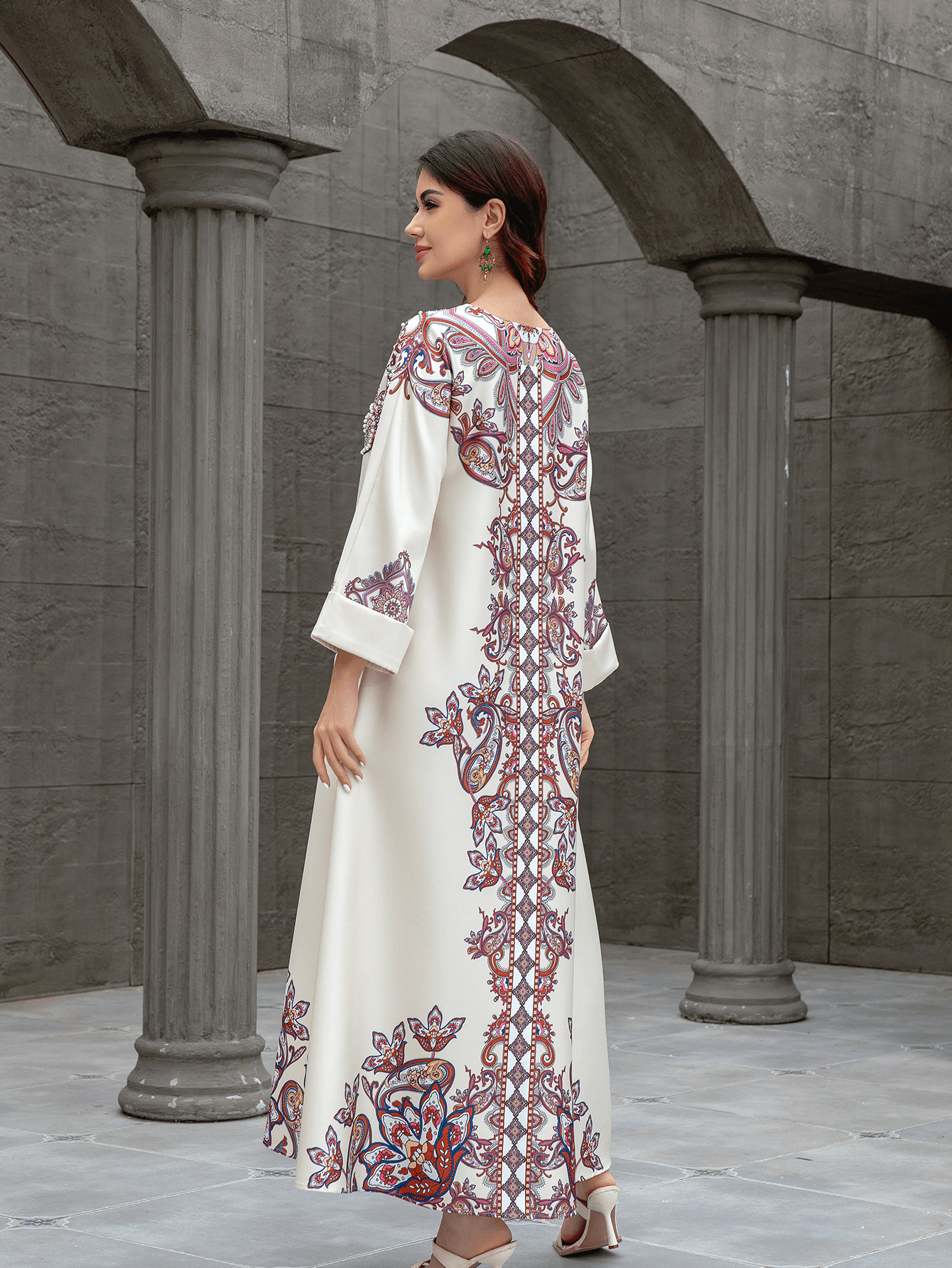 SW0826 Middle Eastern Cross-Border Muslim Women's Robe Elegant Printed Beaded Dress Dubai Foreign Trade Abaya_ecoleips.com