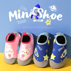 Children's beach shoes for men and women, snorkeling, beach wading and river tracing shoes, non-slip soft soles, anti-cut barefoot, skin-friendly floor socks and shoes