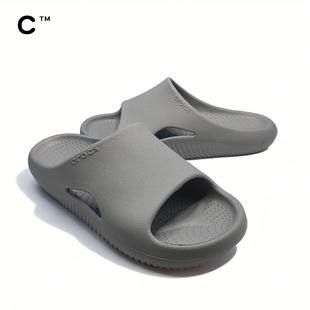 Cross���һ�����p����ˮ��Ů������כ����⴩ܛ�׾Ӽ���H��Ь