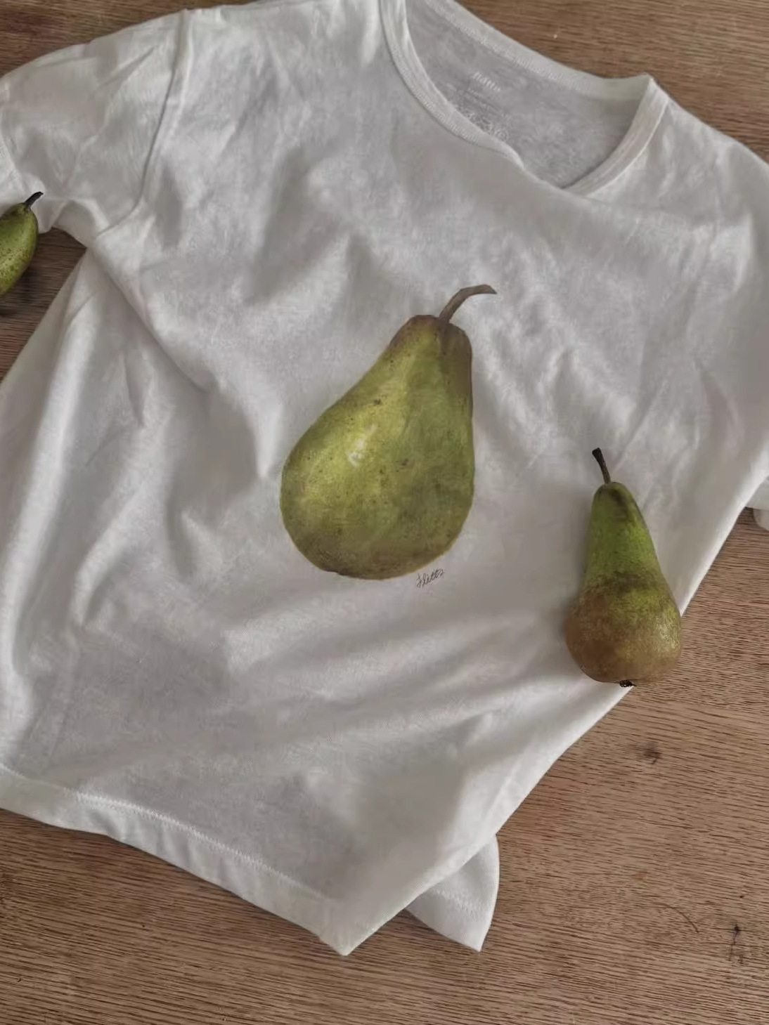 在庫あり 2025秋新作 韓国東大門fl*tta シンプルルーズペア柄プリントTシャツトップス