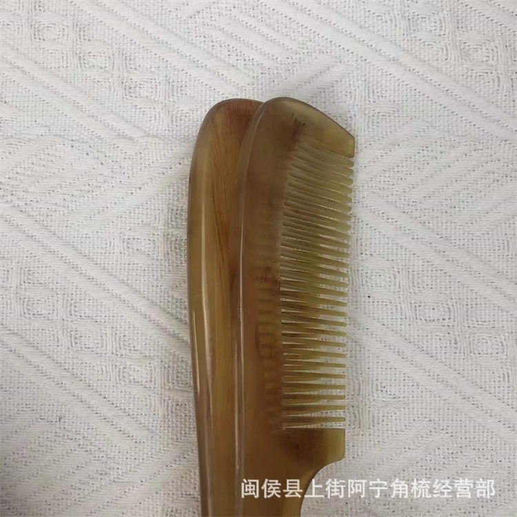 Goat Horn Comb 18cm Medium Handle Comb with Round Teeth for Scalp Massage and Portable Hair Styling quality and texture