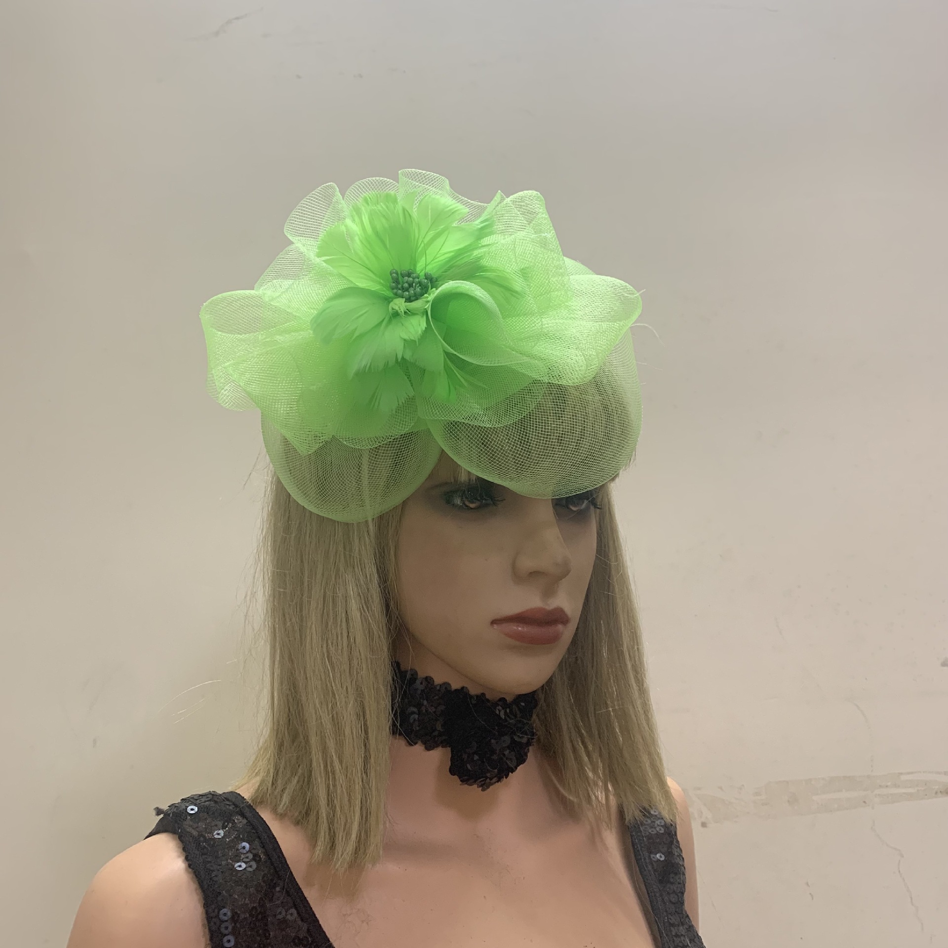 Fluorescent green handmade vintage mesh mini-hat, hair clip for ladies' model runway shows, photo shoots, and performances, headpiece