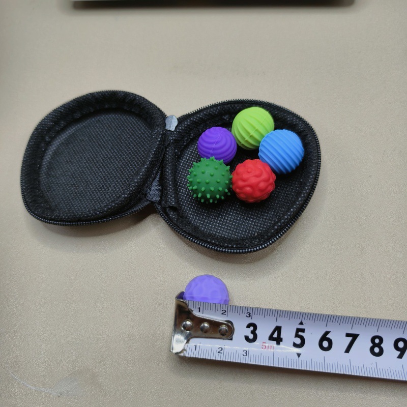Silicone magnetic mixed massage ball, 6 colors