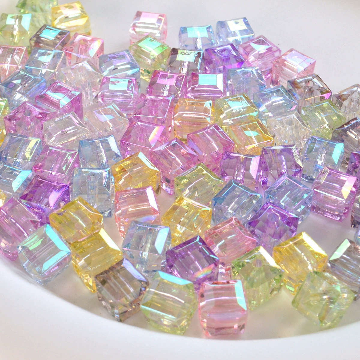 Glass three dimensional beads, beaded bracelet, mobile phone, accessory, accessories
