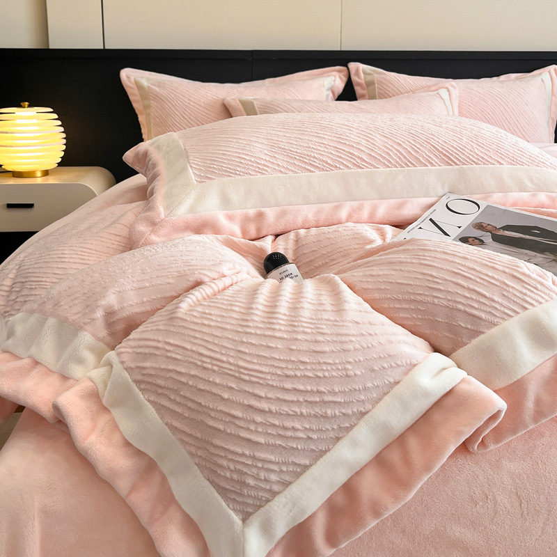 Cama de cama de clase A leche de lana de cuatro piezas de sábanas gruesas cubiertas de cama de cuatro piezas fabricantes de conjuntos de tallado