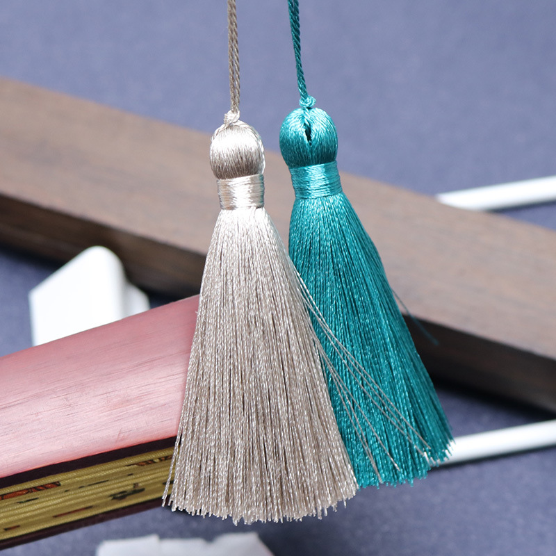 Customized Processing of Various Polyester Tassel Iron Ring Hanging Ears, Double-Headed Headless Tassels, Small Batches Can Also Be Customized in Multiple Colors