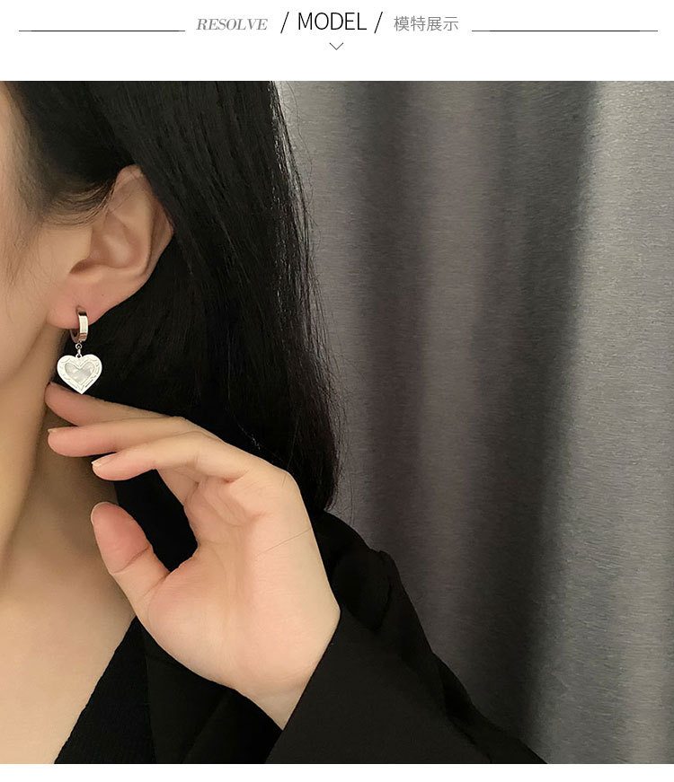 Fashion Heart Shape Titanium Steel Plating Shell Dangling Earrings 1 Pair