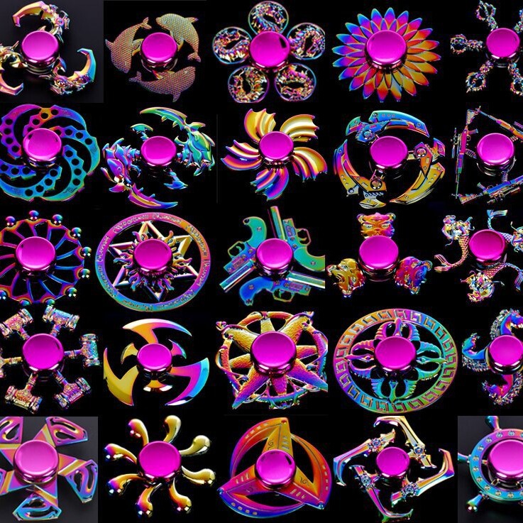Jesus survival metal decompression toy rotating fingertip Gyro King honor chicken eating alloy 98K finger gyro