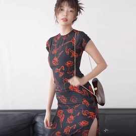 裙子法式包臀裙lume同款am复古印花玫瑰纽扣侧开叉连衣裙性感显瘦