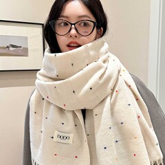 新款格子围巾女冬季高级感马海毛仿羊绒围巾学生百搭保暖披肩围脖