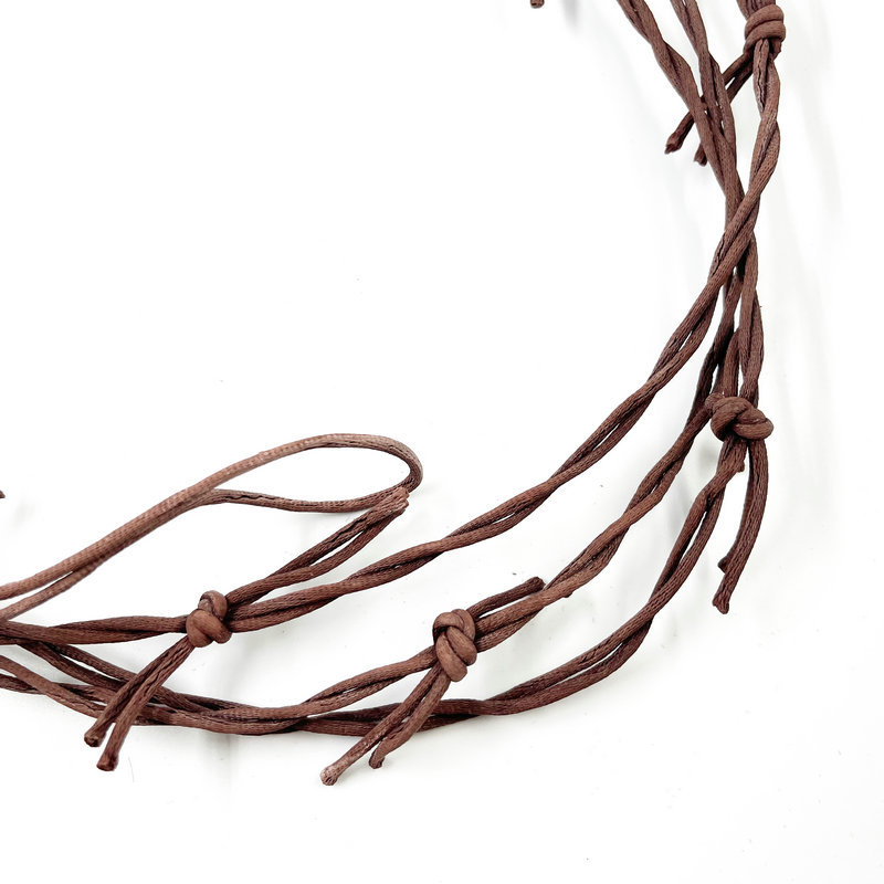 Simulación divertida Alambre de plástico Festival de fantasmas Habitación secreta casa fantasma persona entera jingle Cadena de juguete fibra química ratán accesorios decoraciones