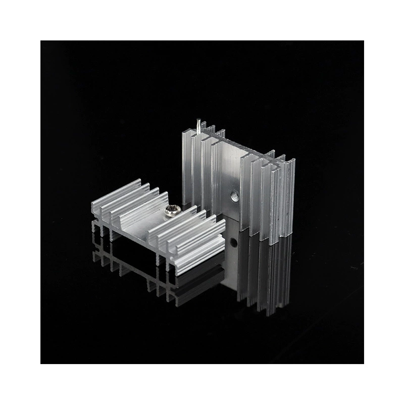 Алюминиевый -тип радиатор Фабричный участок Электронный радиатор промышленная точность прямоугольный алюминиевый сплав вставка радиатор радиатор