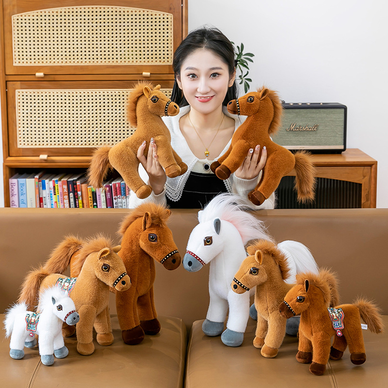 Cute simulación de caballo sudor muñeca de peluche muñeca de tela de caballo de miles de muñecas de zoo