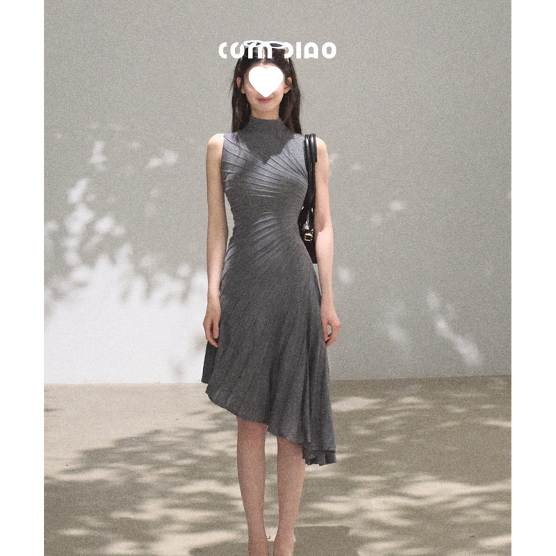 Akmoo/"Her Poetry" 80S Luxury Pure Wool Sleeveless Waist-Cinching Dress for Women 2026 Spring/Summer Fitted Dress Akmoo/"Her Poetry" 80S Luxury Pure Wool Sleeveless Waist-Cinching Dress for Women 2026 Spring/Summer Fitted Dress