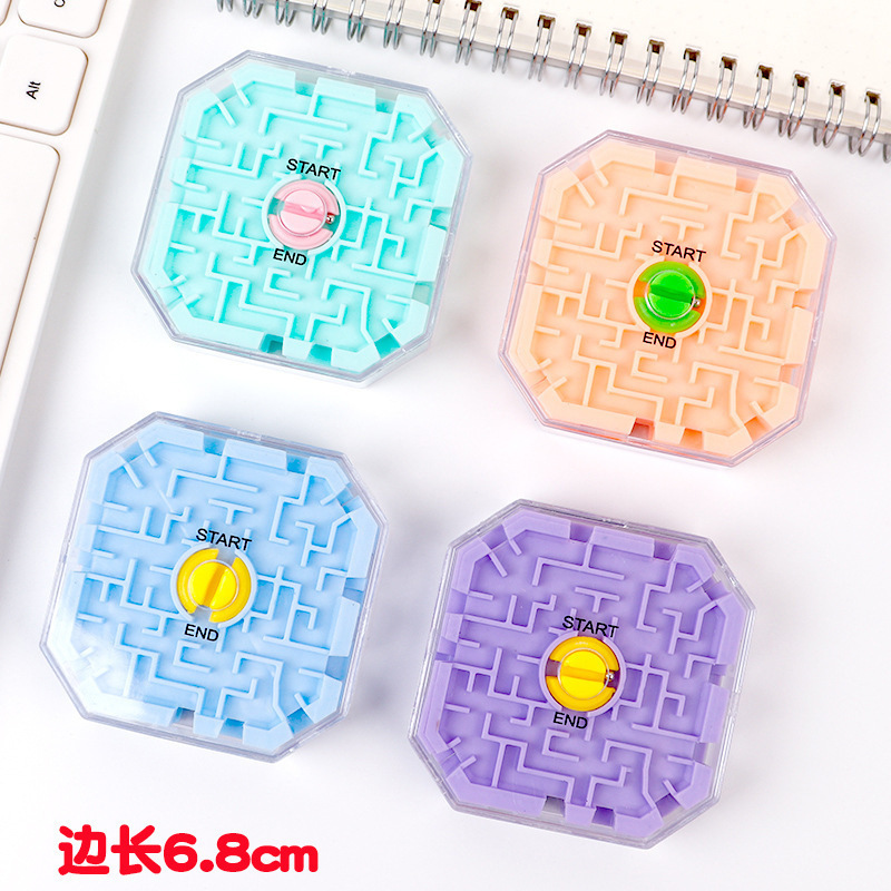 녹색 10 면 미로 4