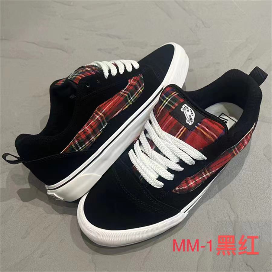 Black Warrior Campus Style Zapatillas Primavera y otoño Nuevo estilo American Street Cool Casual Todo fósforo Retro Fat Bread Shoes