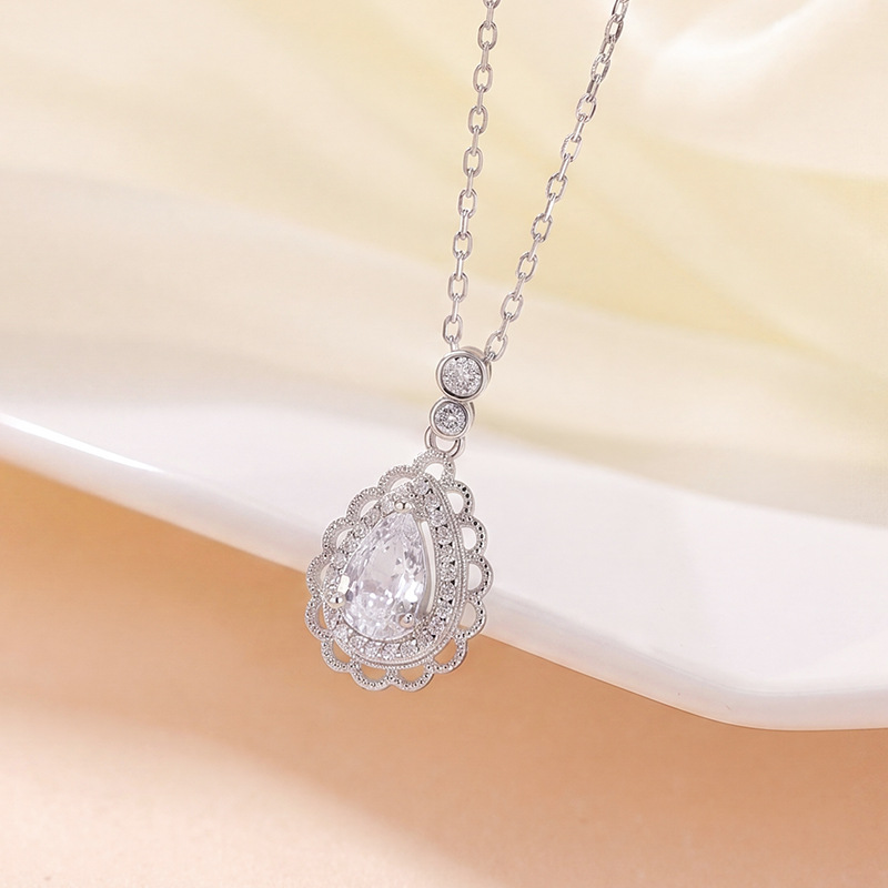 Dây chuyền bạc S925 mạ vàng mặt dây hình giọt nước phong cách sang trọng — Bộ dây chuyền bạc