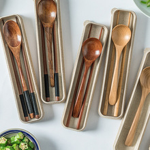 ��ʽ�����������b��ͯ�;ߺ�ľ�|һ��ʳ��y�ϰ���W���������ռ{