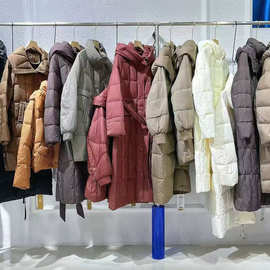 25冬莉声白鸭绒羽绒服防寒保暖中长款连帽外套实体店直播批发货源