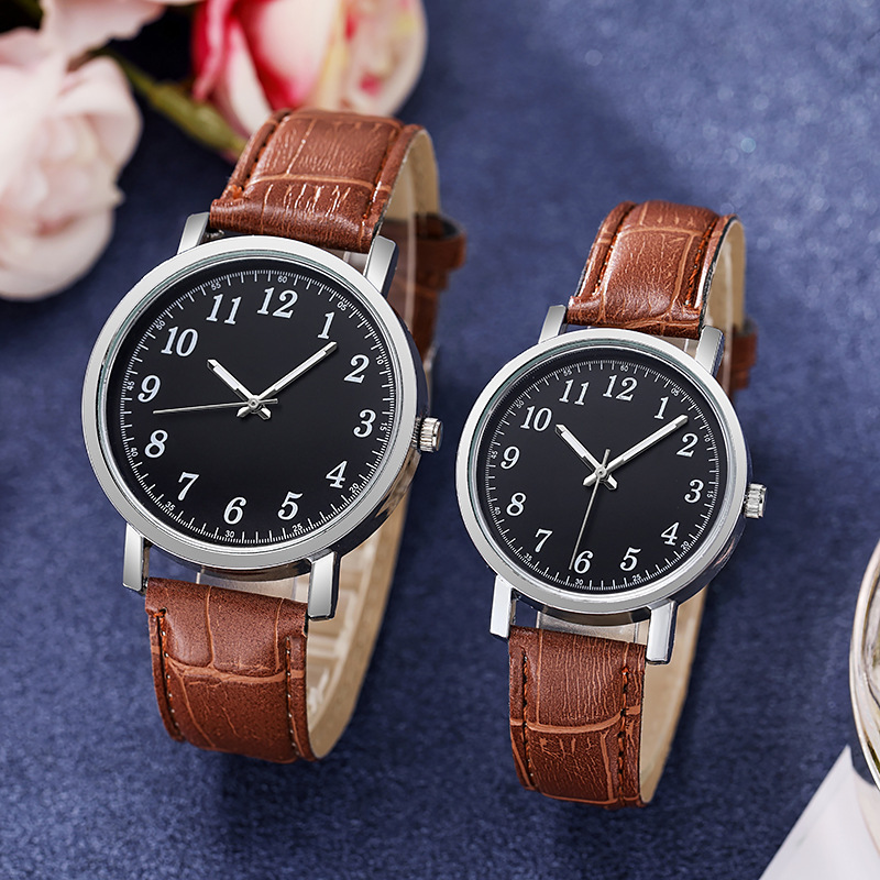 New couple small round watch simple casual watch male and female students quartz watch gift _voghion.com