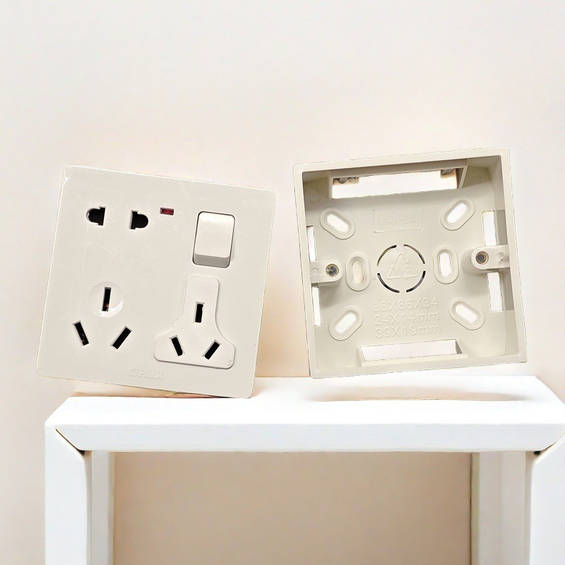 [리뉴얼 시리즈] 1개 개구부 8개 구멍 86형 패널 + 노출 바닥 박스 - 1팩