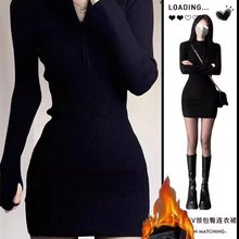 加厚加绒针织连衣裙女秋冬季新款修身性感辣妹穿搭毛衣包臀短裙子