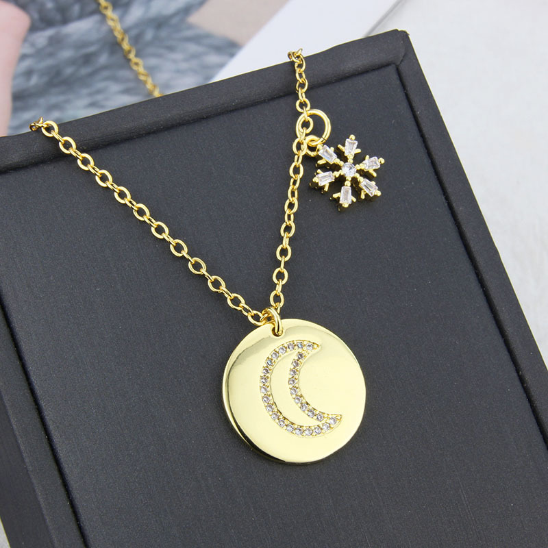 New Round Moon Tag Snowflake Copper Gold-plated Combination Necklace display picture 2