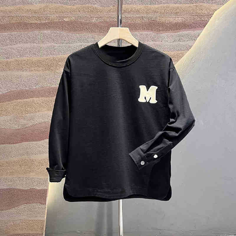 Spring trend fashionable sweatshirt