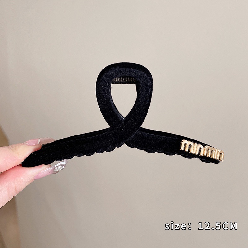 Versión coreana de letras negras, clip cuadrado grande, clip de tiburón femenino, volumen de cabello en la parte posterior de la cabeza, clip de cabello al por mayor