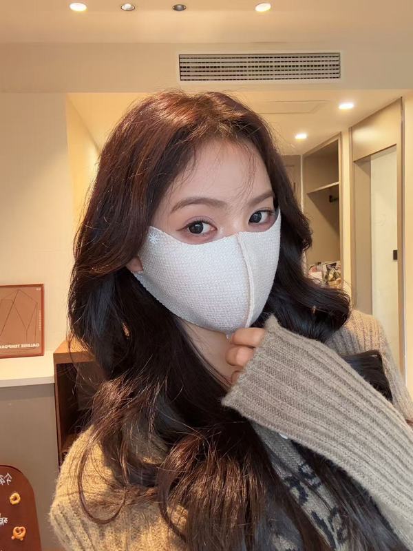 小狮子瑞恩透气保暖口罩女骑行加绒加厚保暖护眼角显脸小面罩秋冬|undefined