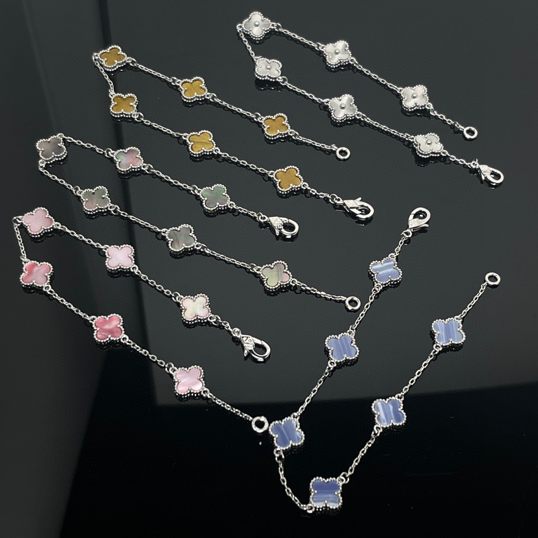 a05d685299f8d8af8714f6c9c60bea