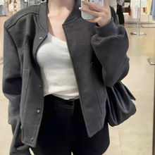 灰色秋季短款棒球服外套女春秋巴恩风早秋正肩夹克小个子毛呢卫衣