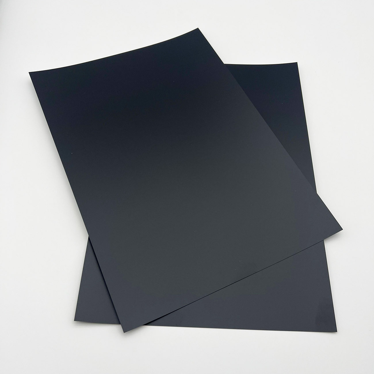 包分切光亮哑面粗细磨砂面环保阻燃防火V0黑色聚氯乙烯板PVC薄膜