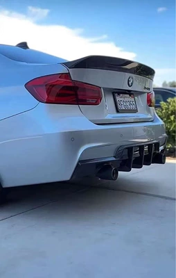 Suitable for Bmw 3 Series F30 F35V Real Carbon Fiber Rear Lip Modification and Upgrade Rear Diffuser 2014-2018
