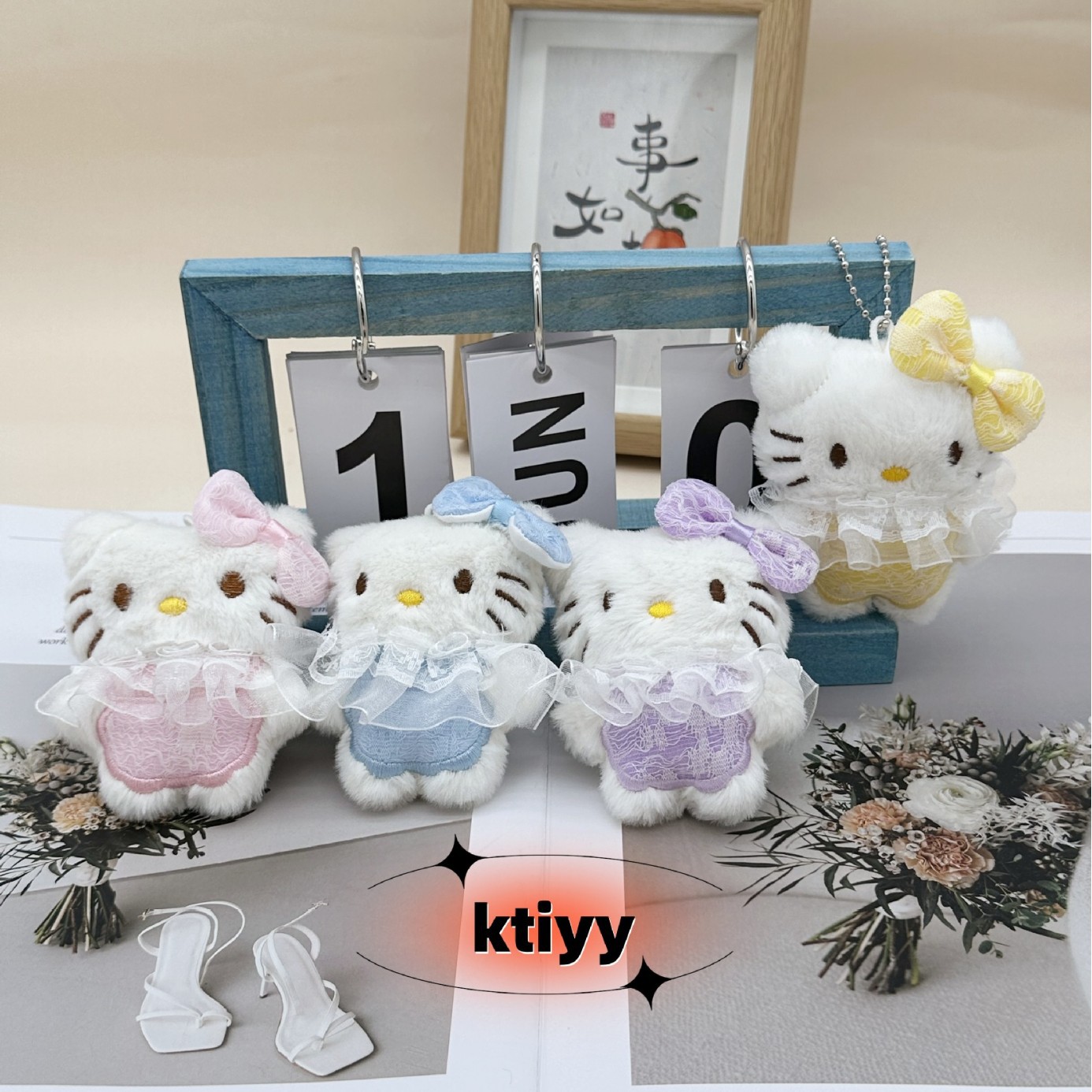 可爱穿裙子kitty猫挂件毛绒卡通少女心猫咪公仔学生包包挂饰辅料
