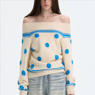 ����ѩ���{���͹�ײɫ���cë��Ů�ഩ���^ᘿ�����