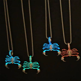 戒指;吊坠;项链