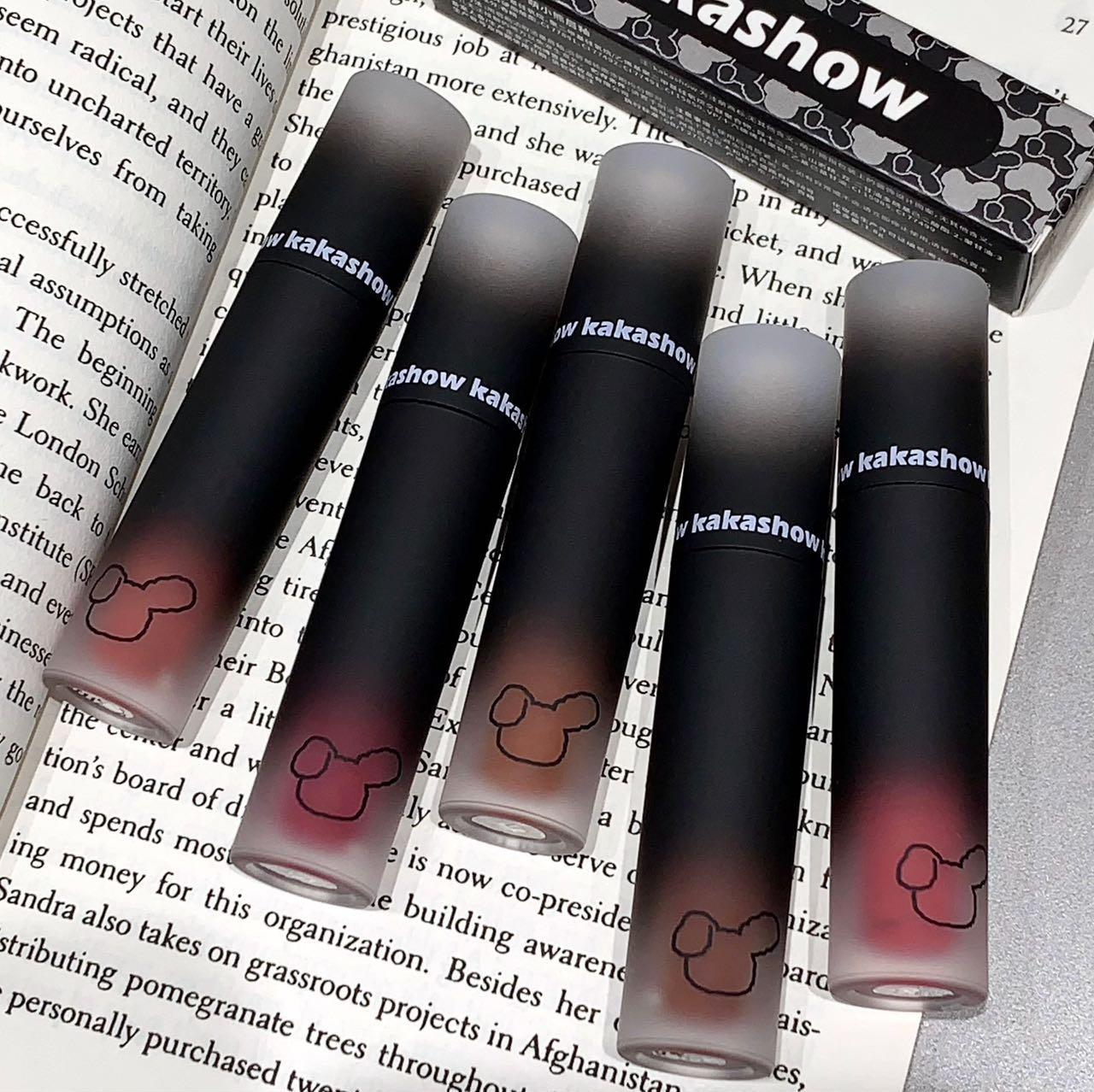 kakashow Cute Little Bear Lip Gloss Lip Paste matte, velvet, natural and nude color, not easy to stick to the rim of the cup, making it look fair undefined