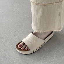 �W؛�S��㼑У��A�^�T�¶ֺ�ɸ���һ�����ļ�����ЬŮ�⴩ƽ��