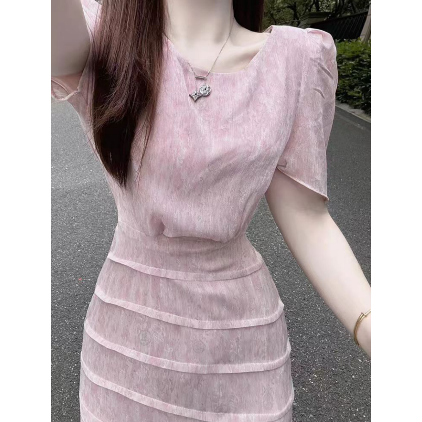 Đầm ôm body nữ phong cách Pháp dáng dài tay ngắn — màu hồng chi tiết 4