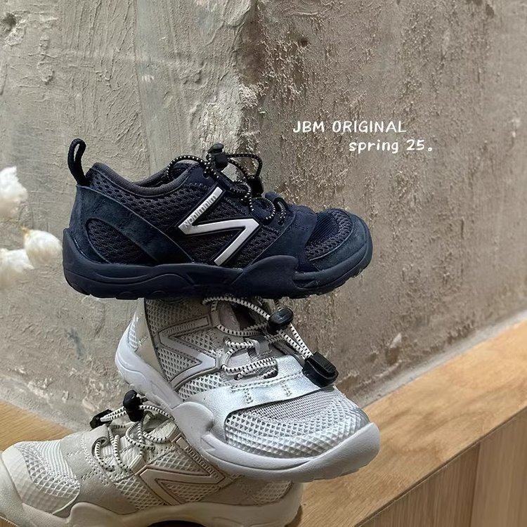 Boys' Shoes 2026 Spring and Summer New Style Children's Breathable Mesh Sports Shoes with Soft Sole and Closed-Toe Trendy Girls' German Training Shoes