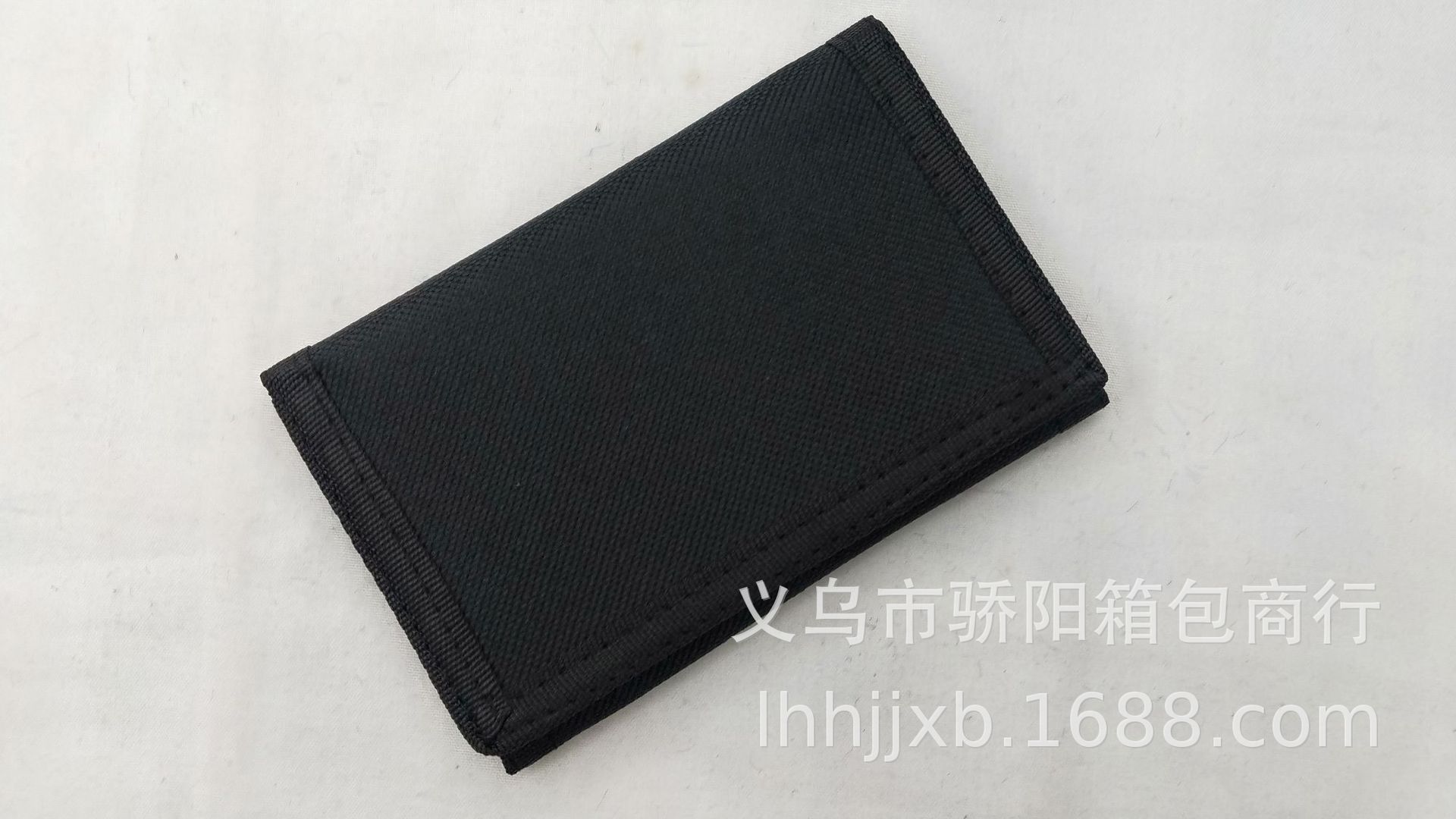 700EEEE752E3B915C49D7E7D538E24