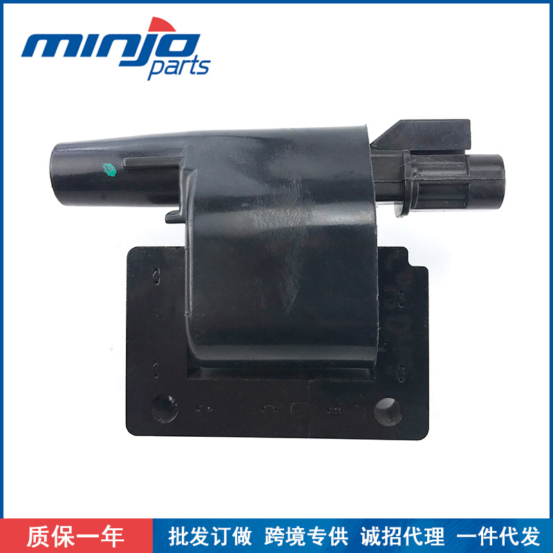 适用于老款日产点火线圈高压包2243353J20 2244856E12 UF38 C1418