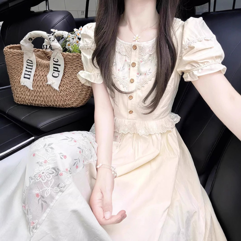 French Style Sweet Floral dress Women's Summer Mori Style Gentle Style Design Princess Dress Lace Waist Long Dress