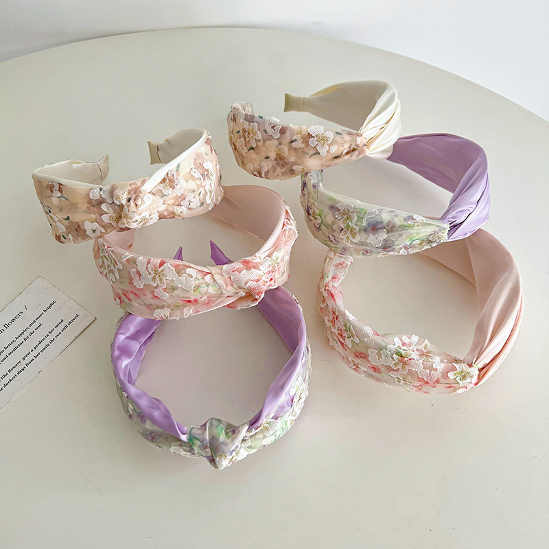 180g Weight Hair Band Hair Accessories Type 1 Piece Quantity Casual, Holiday, Daily Occasion Knot, Flower Pattern All Seasons Season Women's Gender Criss Cross Design Elegant, Korean Style Style Elegant Korean Style Women's Knot Flower Criss Cross Hair Band 无