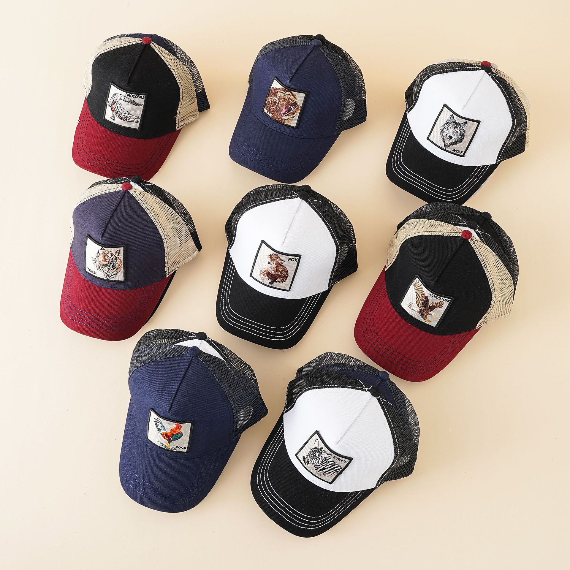 Bordado de animales pegatinas sombrero para el sol, los hombres y las mujeres de hip-hop moda marea sombrero
