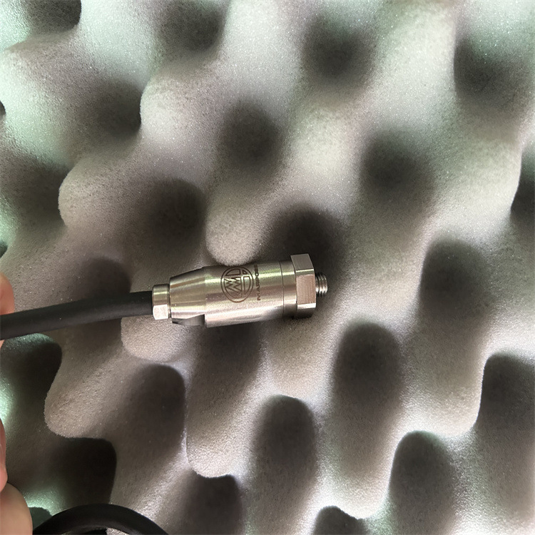 MARPOSSE83发射器B 6871832012控制器81696FG1KA放大器E3U