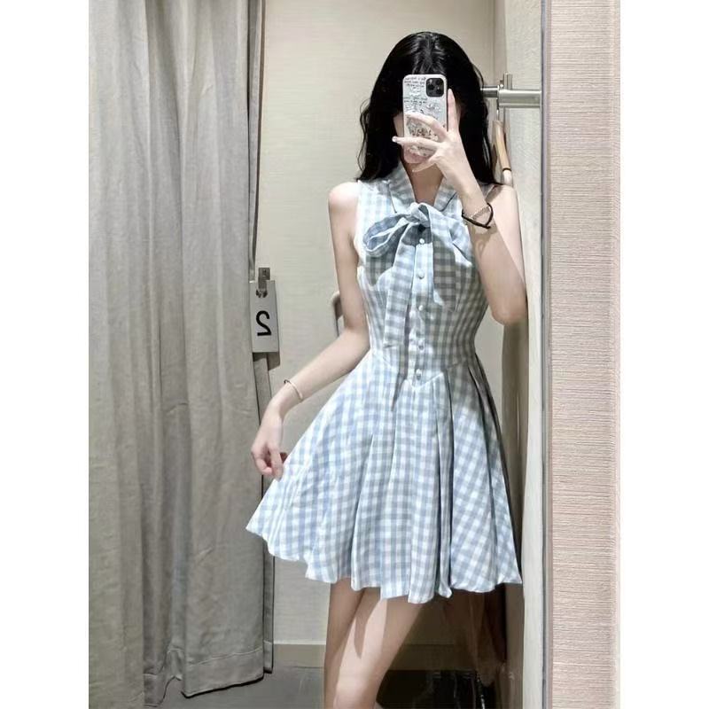 2025年夏新作小柄フレンチスイートプリーツスカートブルーノースリーブホルターネックチェック柄ドレス婦人服|undefined